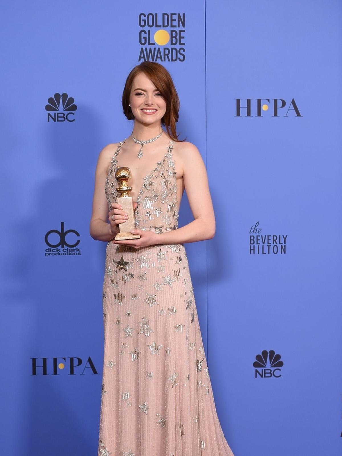 Emma Stone podczas 74. ceremonii wręczenia Złotych Globów