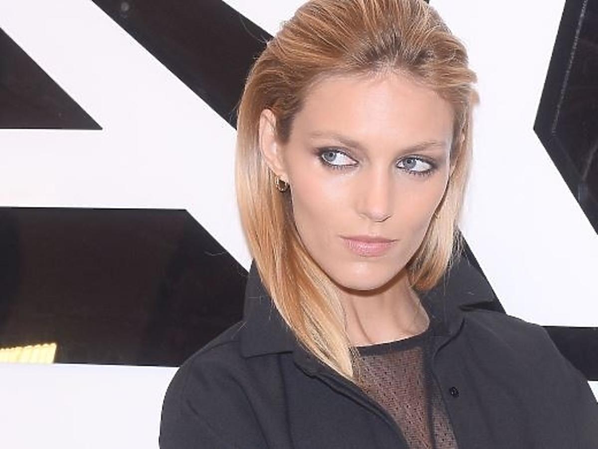 Anja Rubik w gorącej sesji dla Vogue