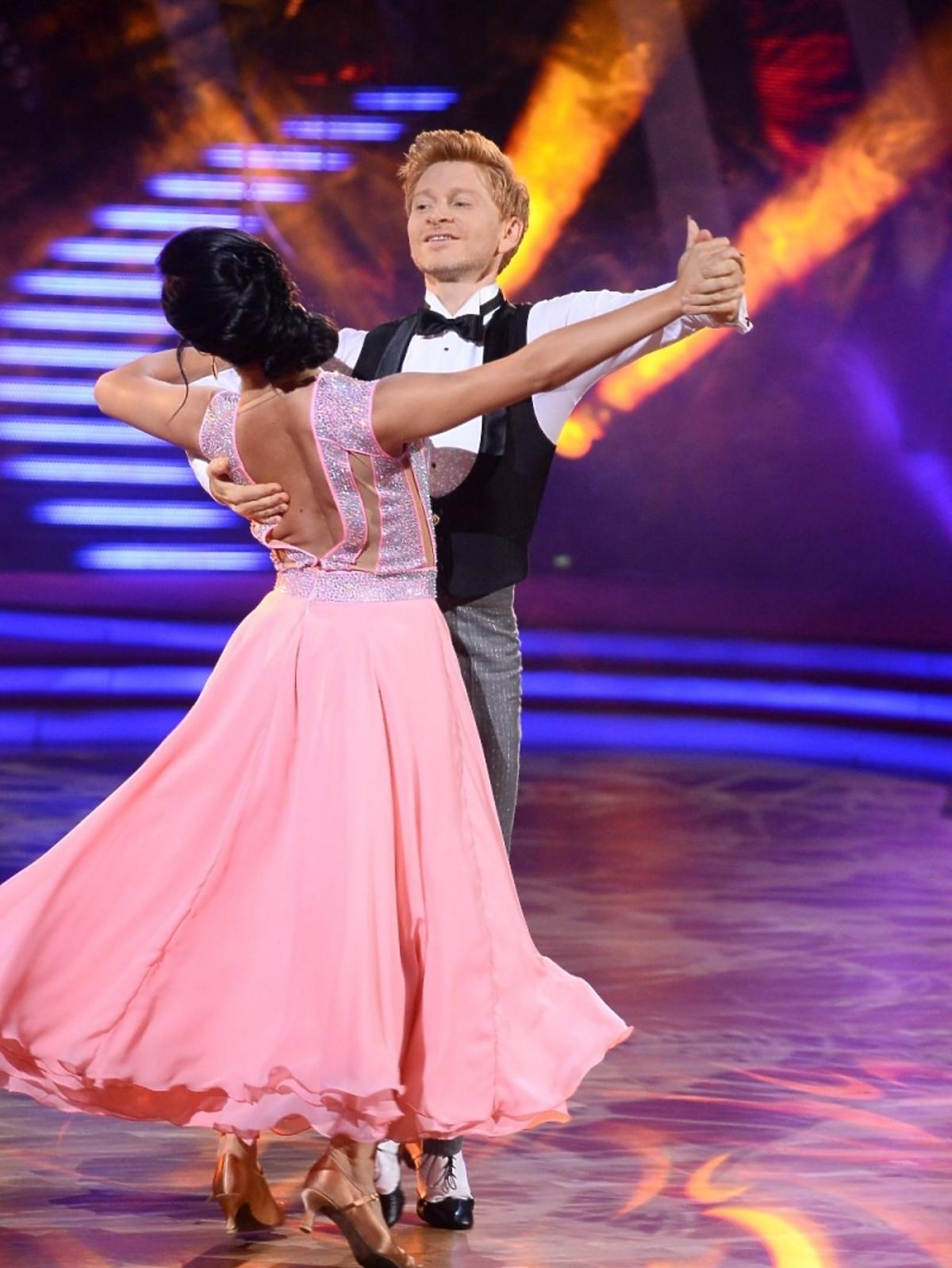 Artur Pontek i Natalia Głębocka w drugim odcinku Tańca z Gwiazdami