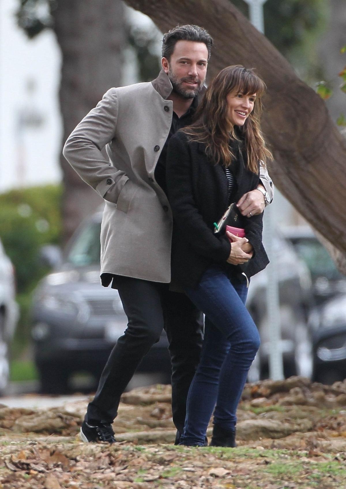 Ben Affleck i Jennifer Garner na spacerze