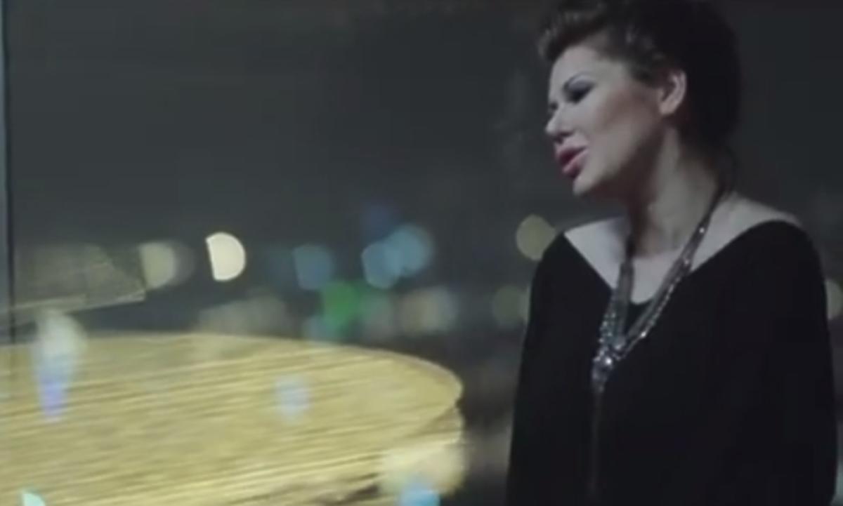 Iwona Węgrowska w teledysku do 