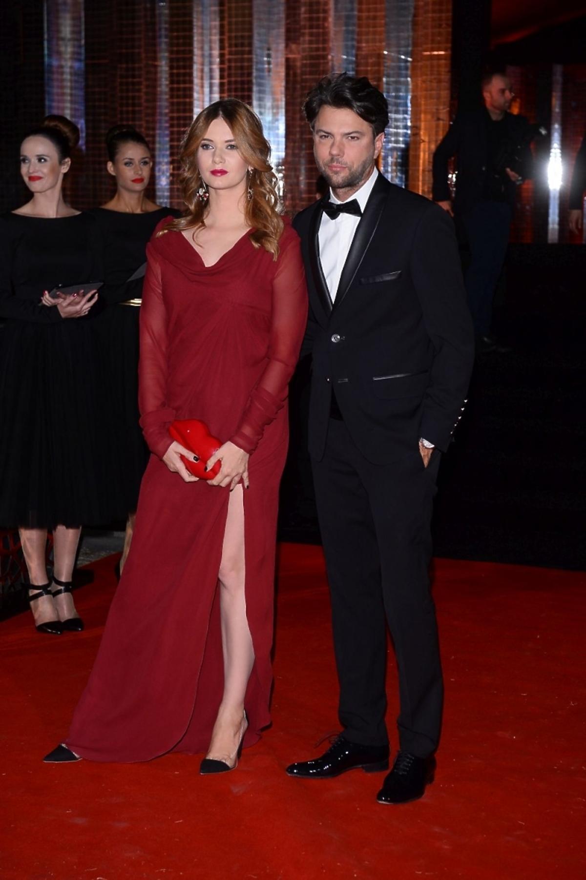 Karolina Malinowska i Olivier Janiak na balu fundacji