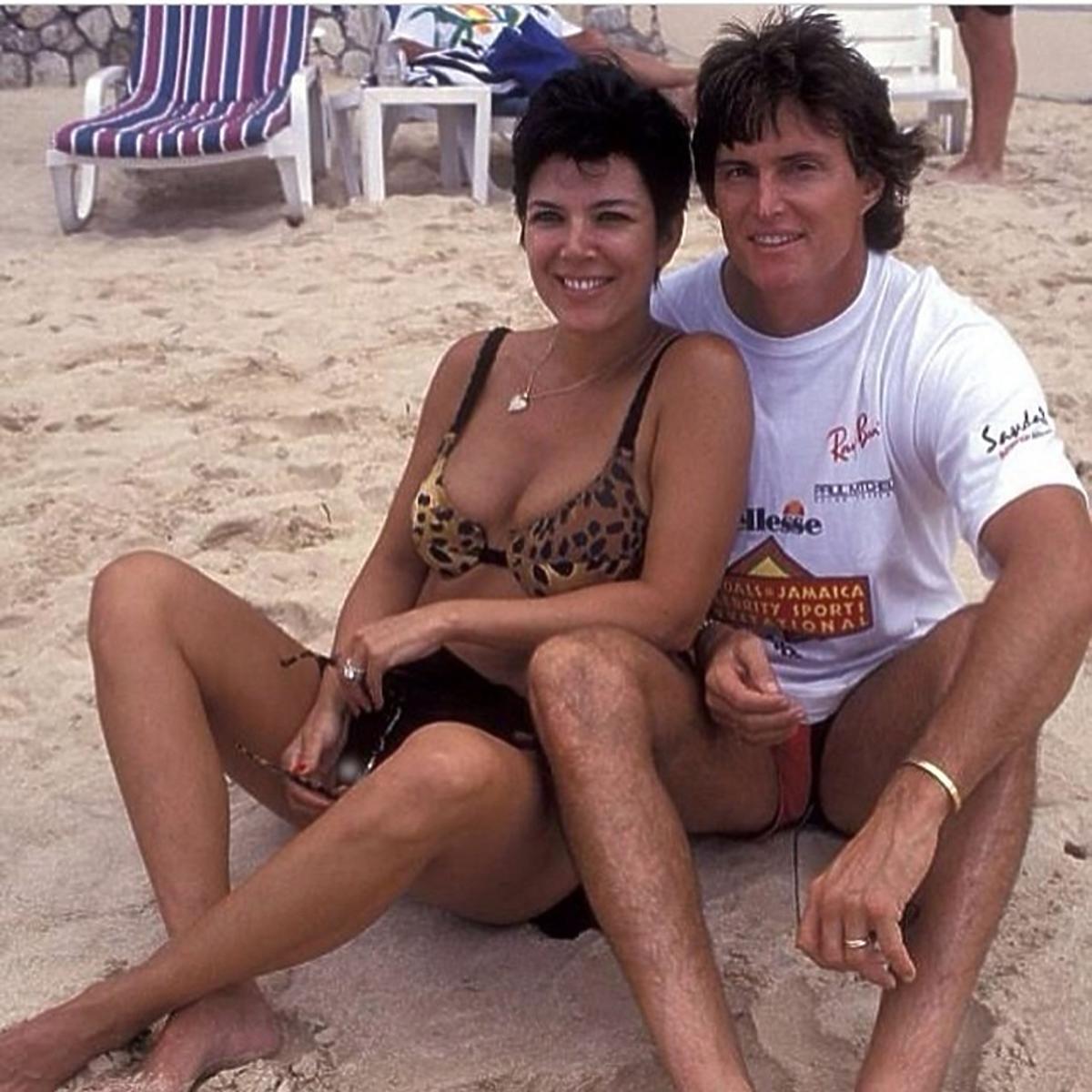 KRis Jenner i Bruce Jenner na plaży