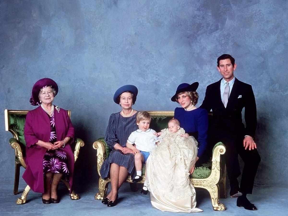 Księżna Diana - chrzest księcia Harry'ego