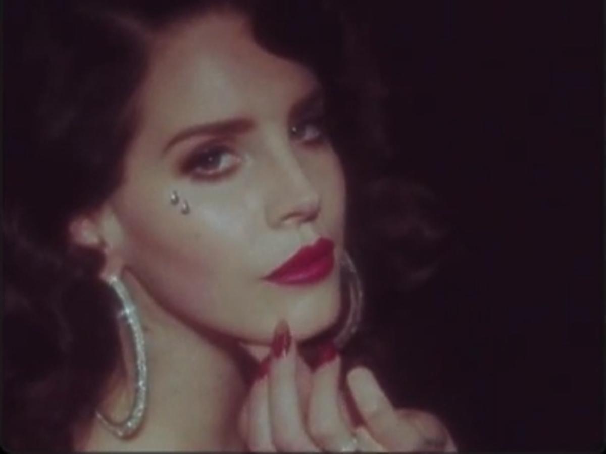 Lana Del Rey "Young and Beautiful"