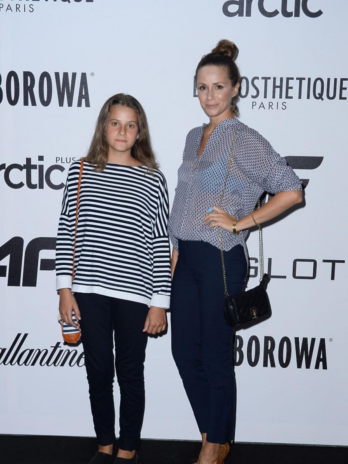 Monika Mrozowska z córką na pokazie 4F
