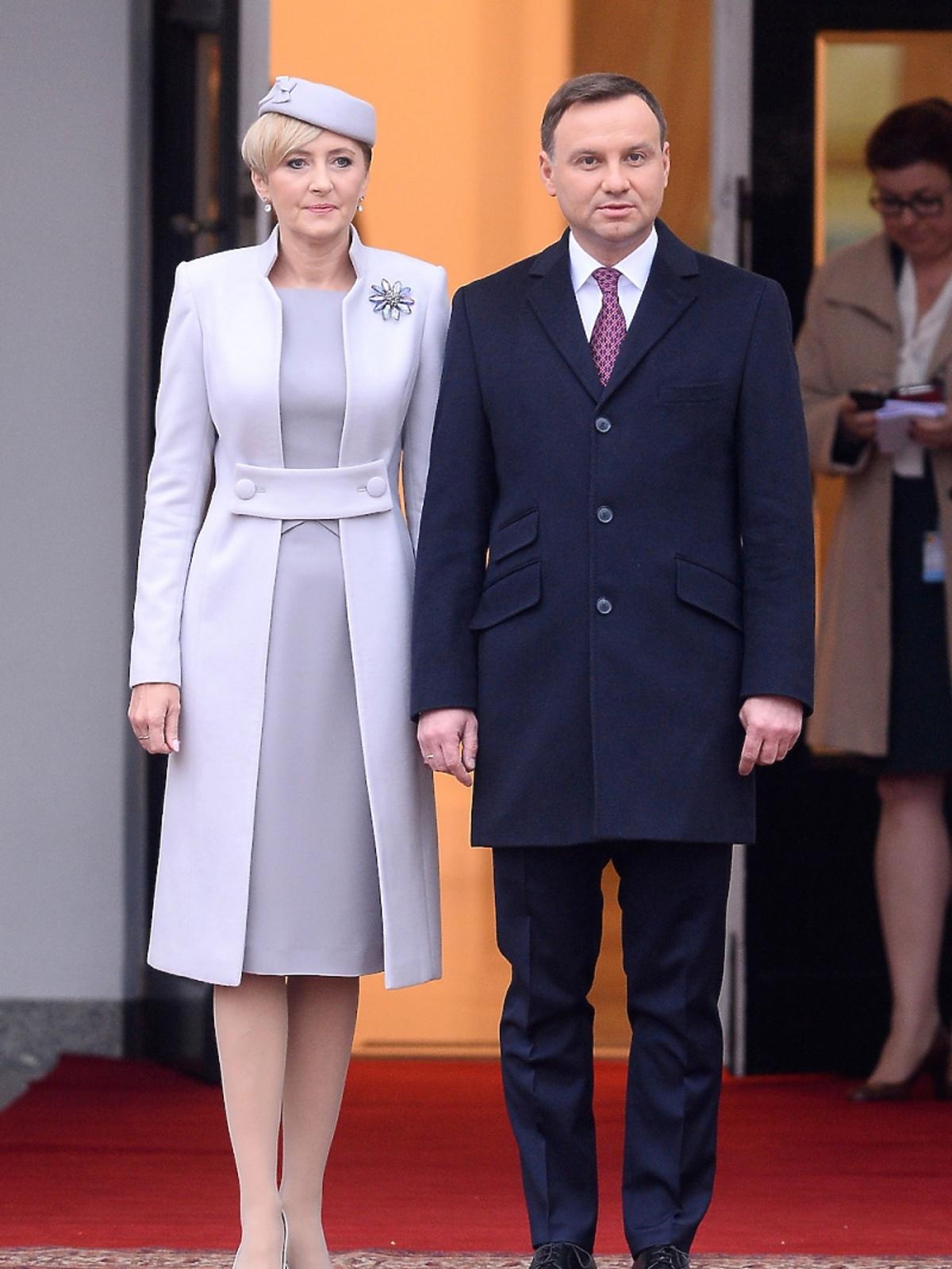 Agata Duda w pastelowej kreacji