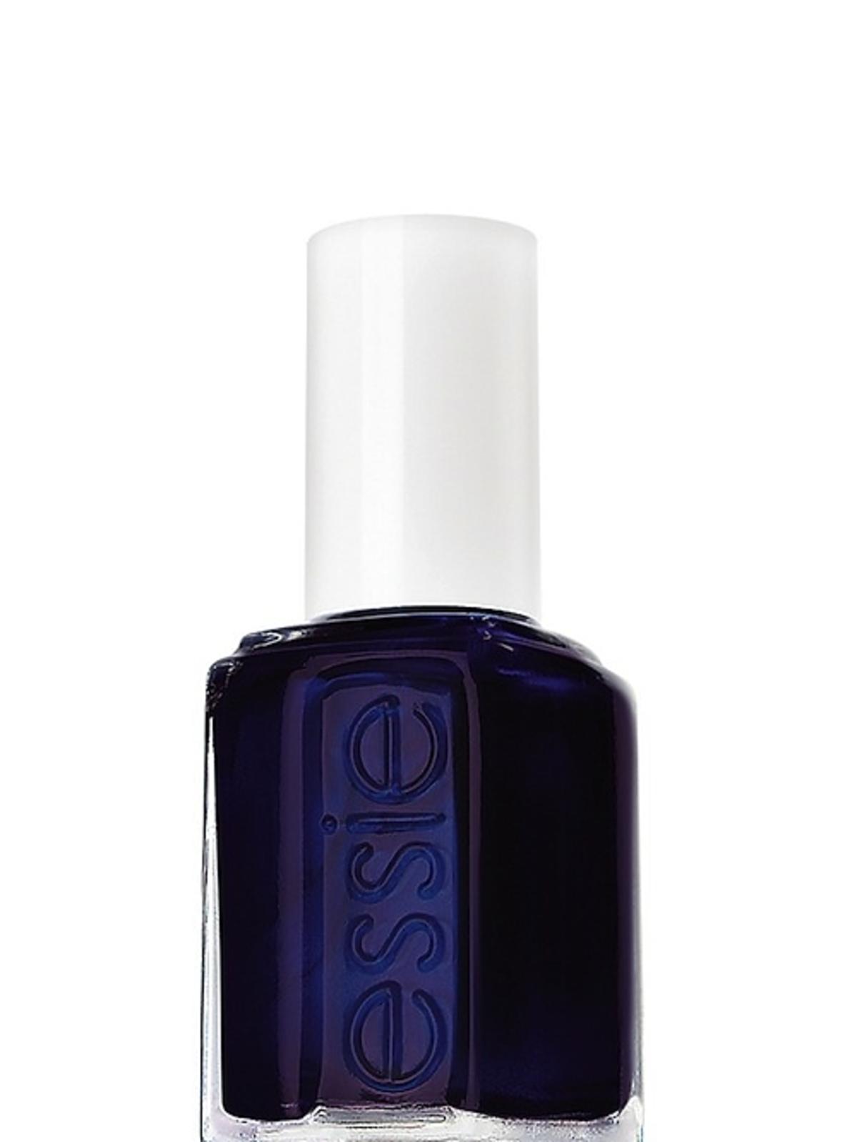 Lakier Essie, odcień nr 91 Midnight Cami, ok. 35 zł