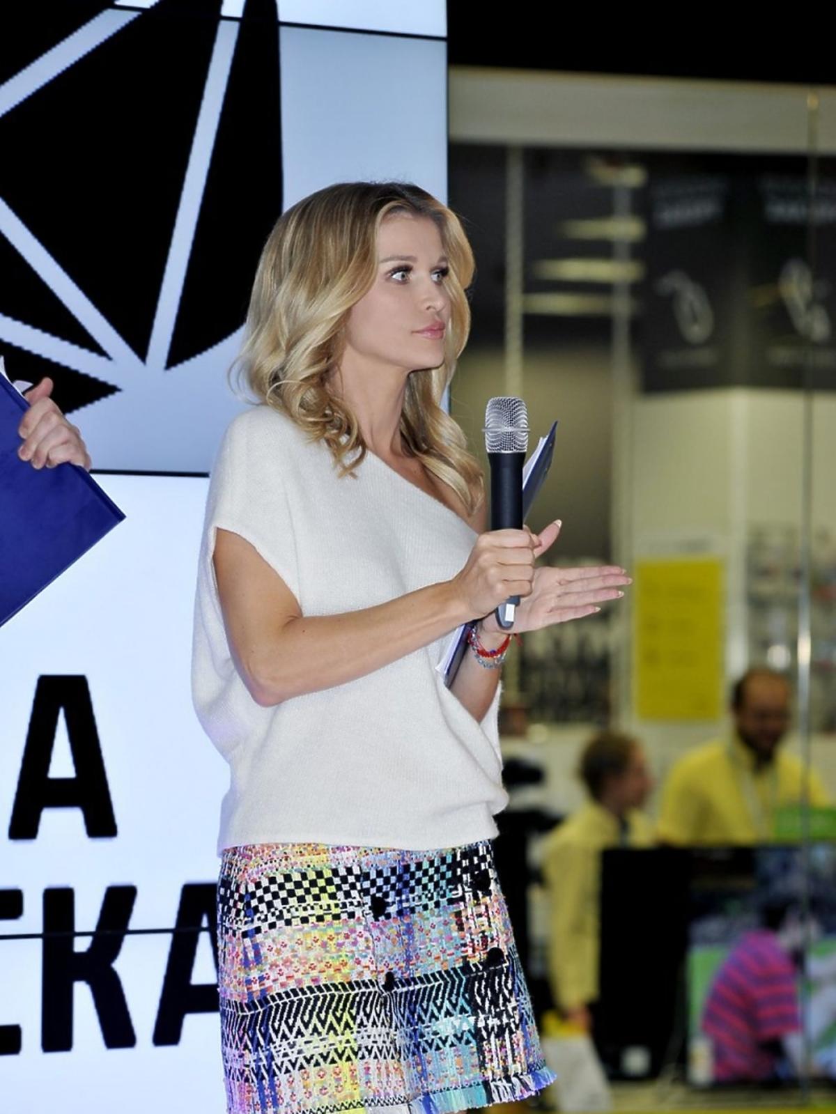 Joanna Krupa w mini
