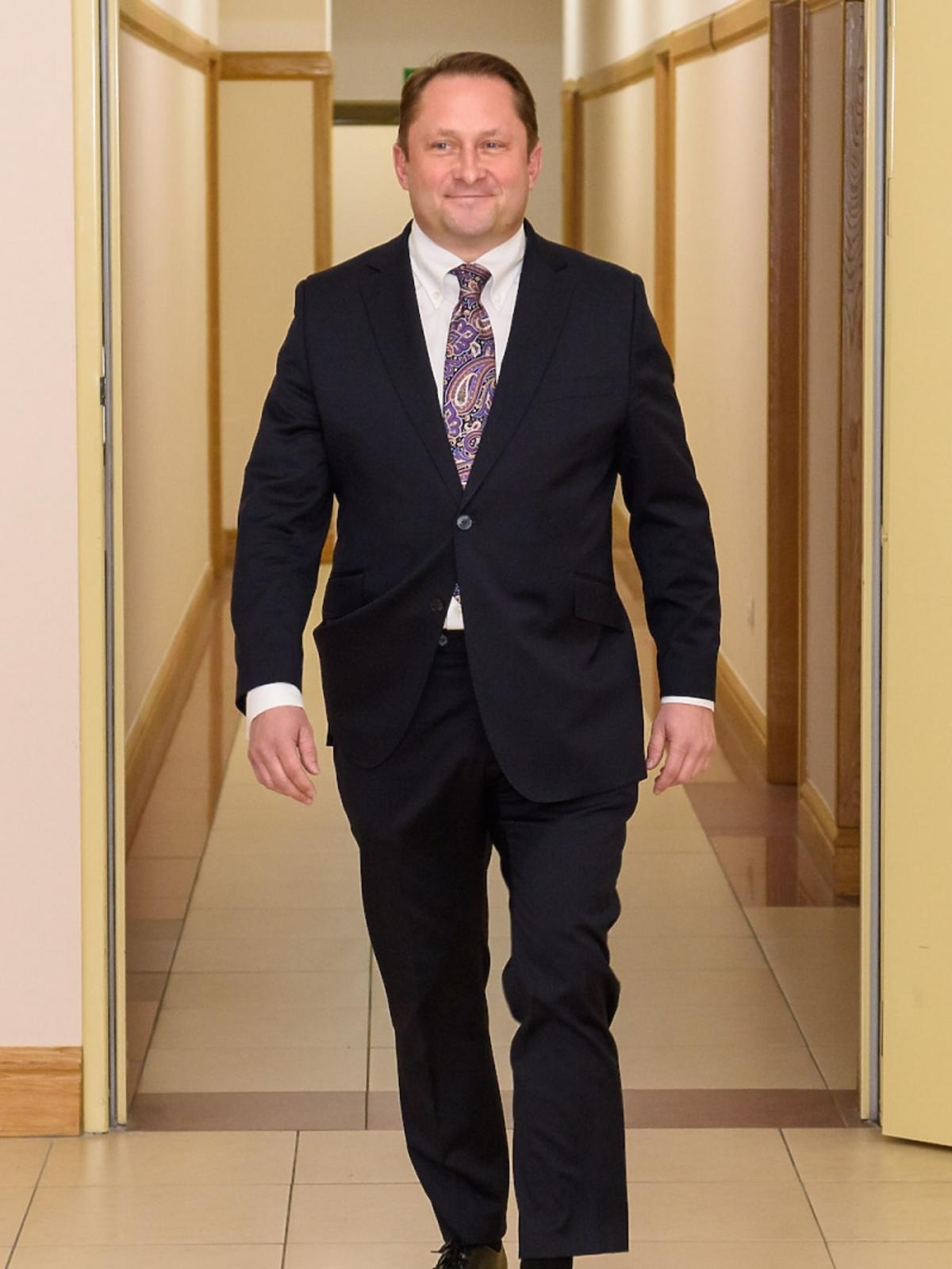 Kamil Durczok w sądzie na rozprawie przeciwko Wprost