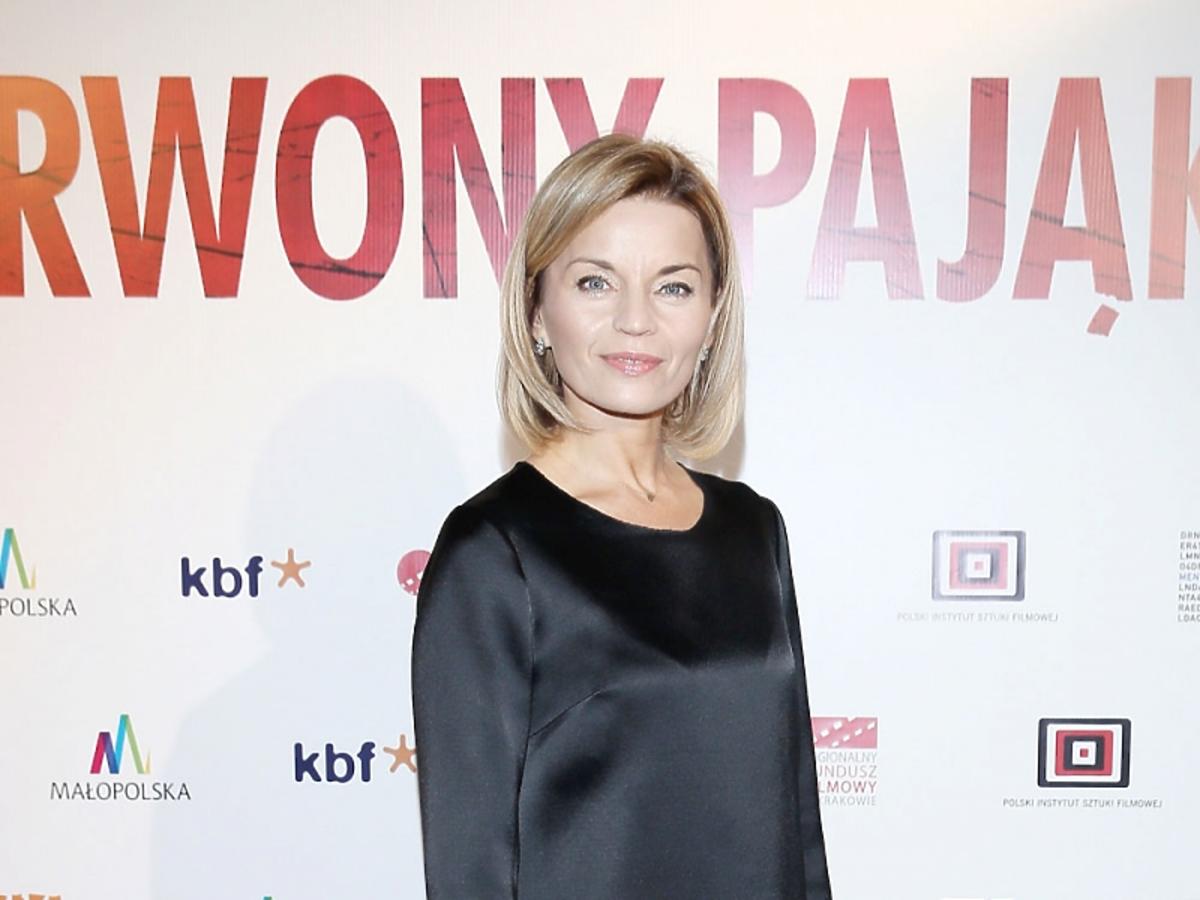 Małgorzata Foremniak w czarnej sukience
