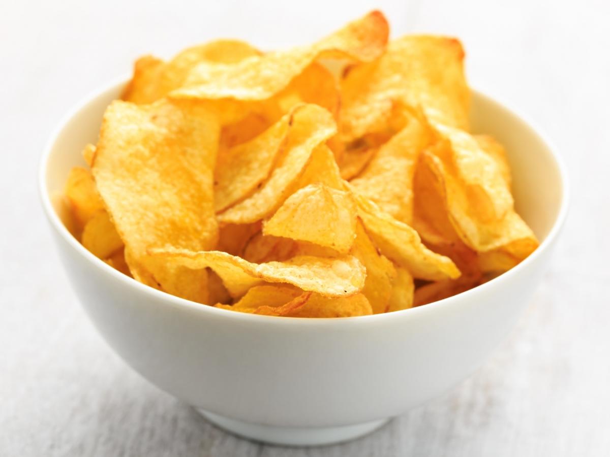 miseczka z chipsami