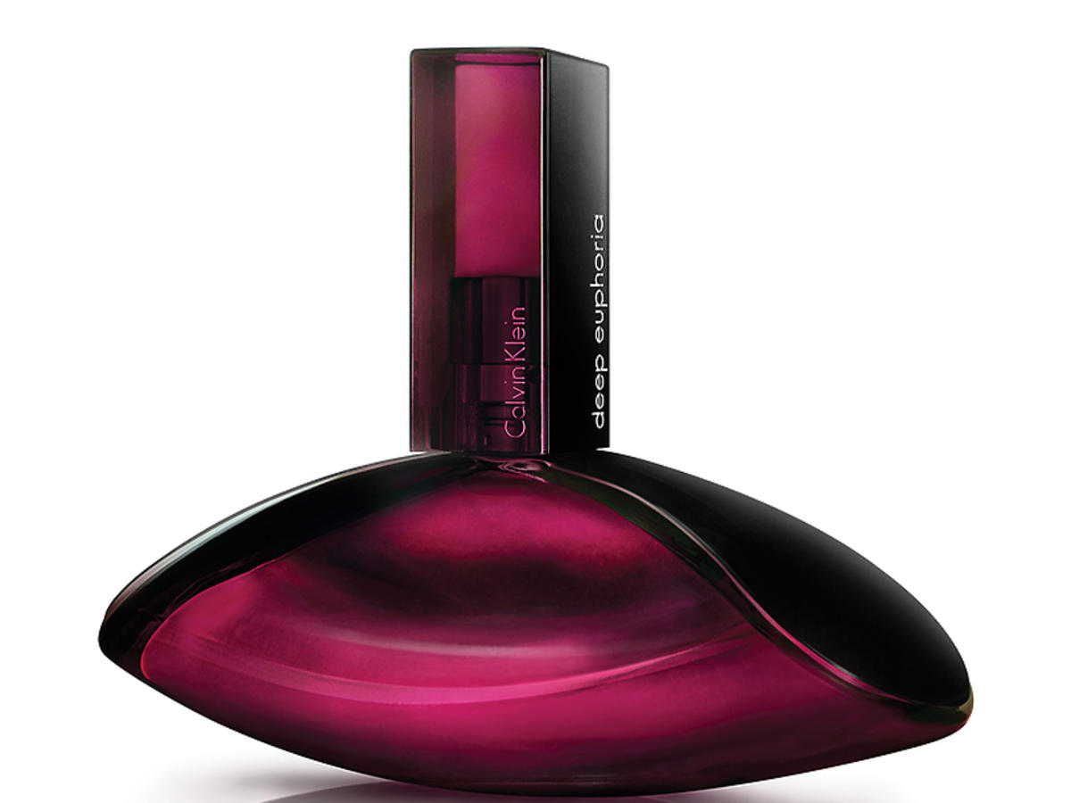 Deep Euphoria marki Calvin Klein to elegancki i intensywny, szyprowo - kwiatowy zapach - idealny na wieczór! EDP cena: 289 zł / 50 ml 