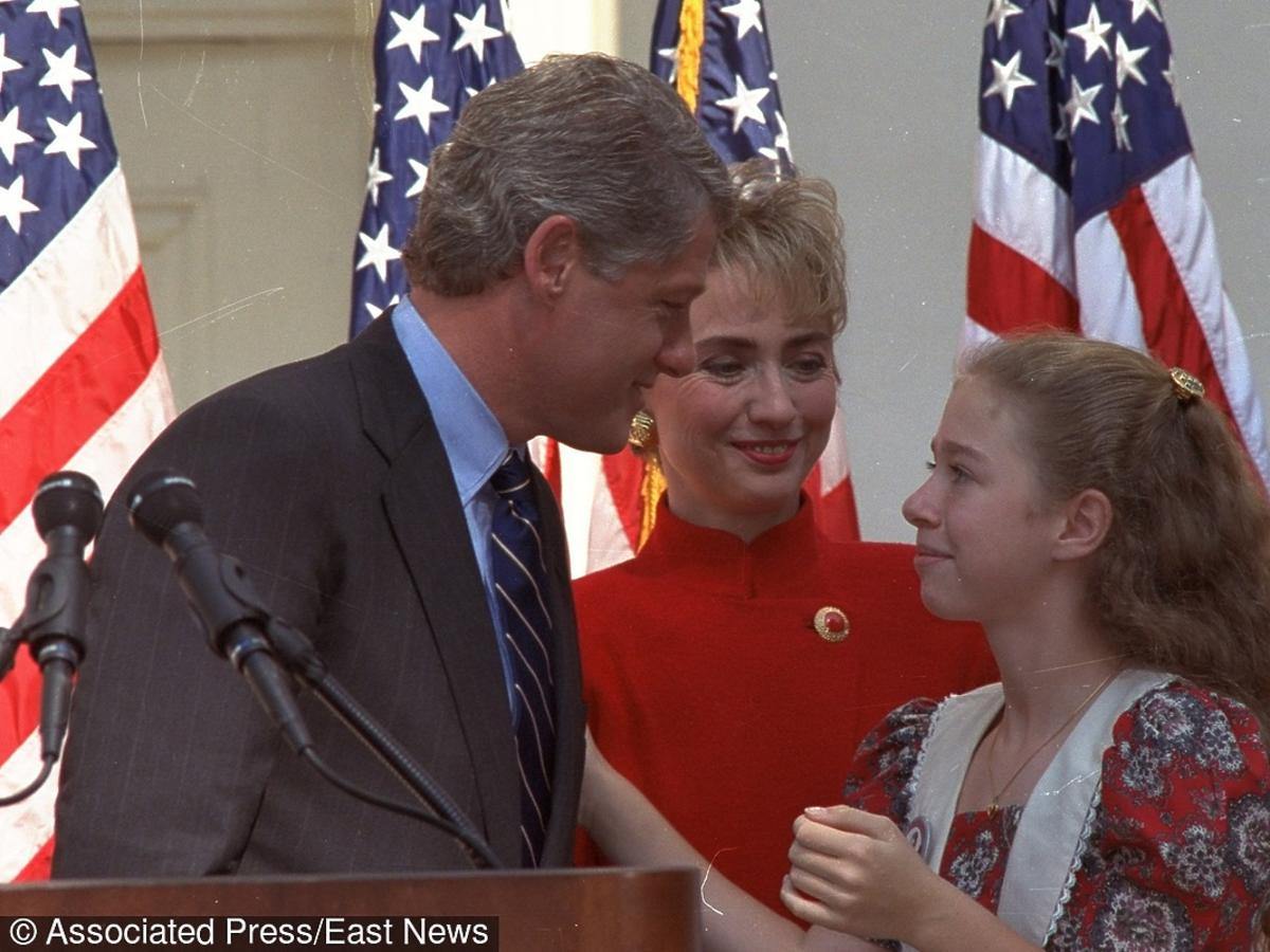 3 listopada 1991, tata Bill ogłasza swój start w wyborach prezydenckich
