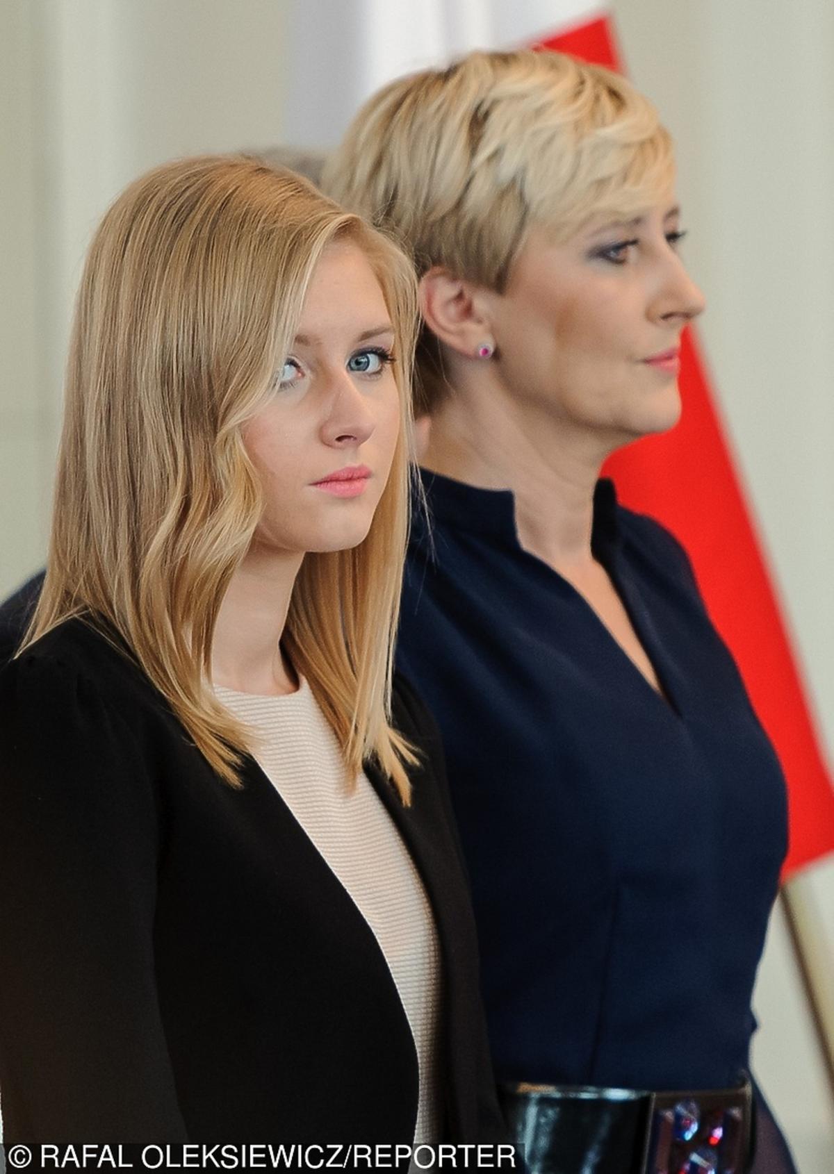 Agata Duda z oryginalnym paskiem