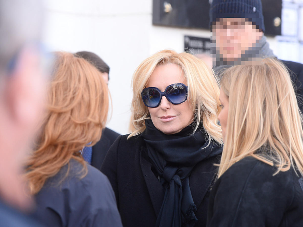Agata Młynarska w okularach