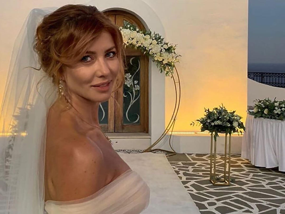 Agata Załęcka w sukni ślubnej