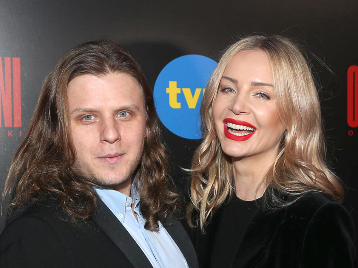 Agnieszka i Piotr Woźniak-Starak na premierze serialu 