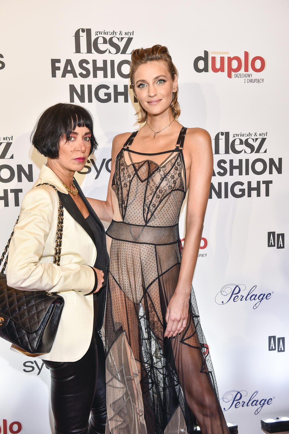 Agnieszka Maciejak i Renata Kaczoruk na Flesz Fashion Night 2021