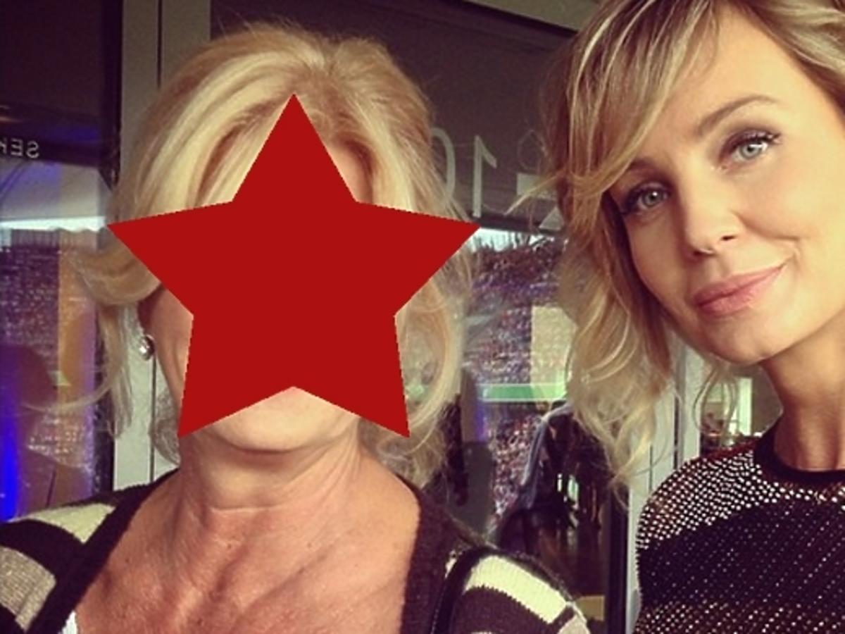 Agnieszka Szulim z mamą na meczu TVN-TVP. Mama Agnieszki Szulim. Agnieszka Szulim pokazała mamę