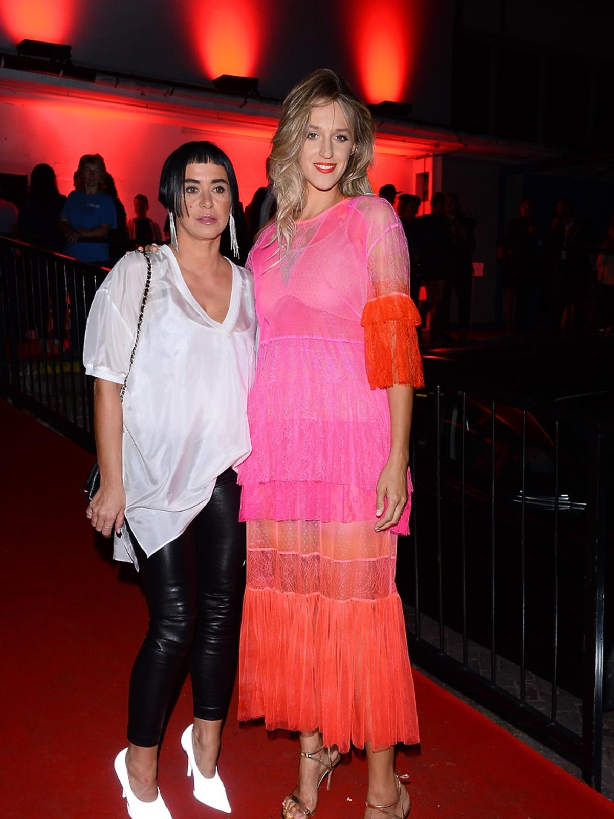 Aleksandra Żebrowska i Agnieszka Maciejak na Flesz Fashion Night