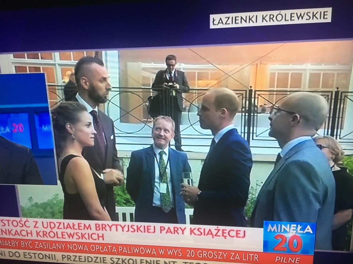 Alicja Bachleda-Curuś i Marcin Gortat rozmawiają z księciem Williamem 