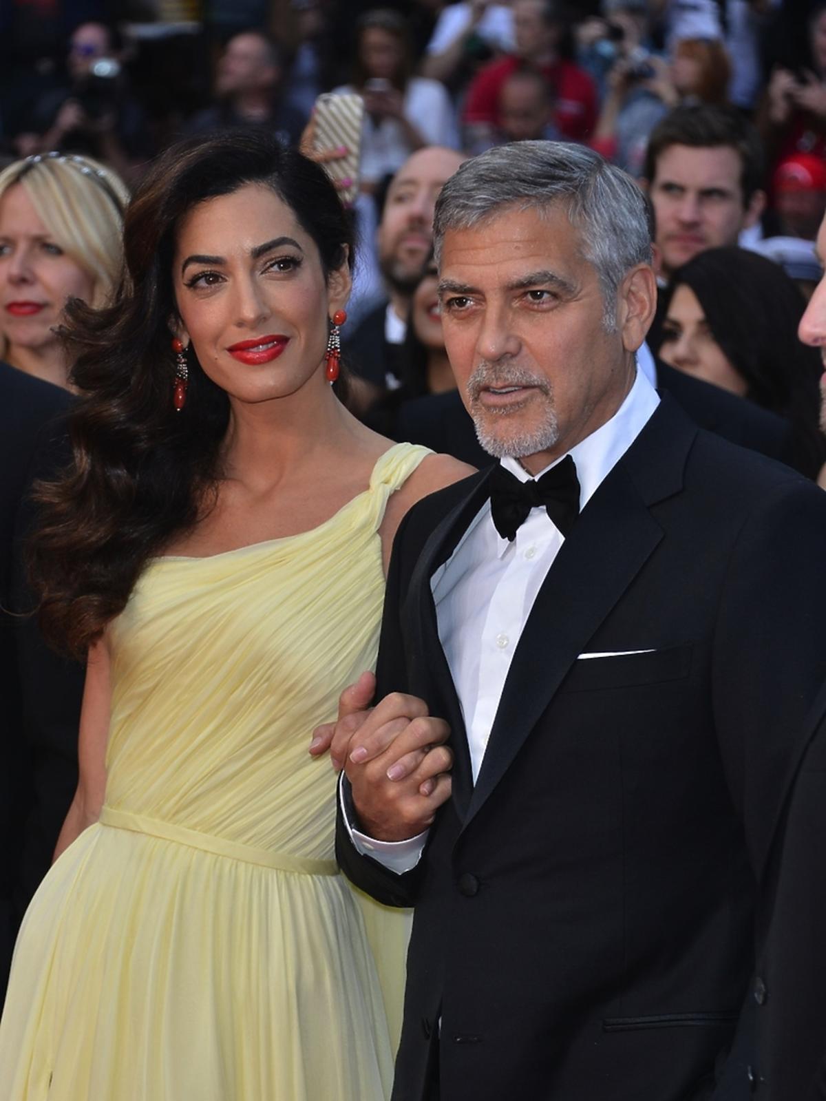 Amal Clooney, George Clooney na czerwonym dywanie