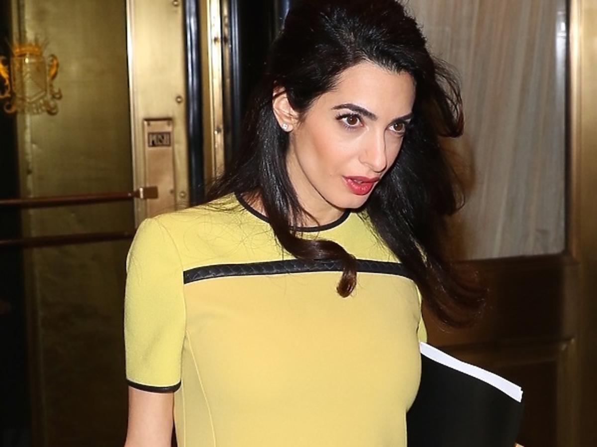 Amal Clooney pokazała swój ciążowy brzuszek! Jest już naprawdę DUŻY! Widać, że rodzi już w marcu?!
