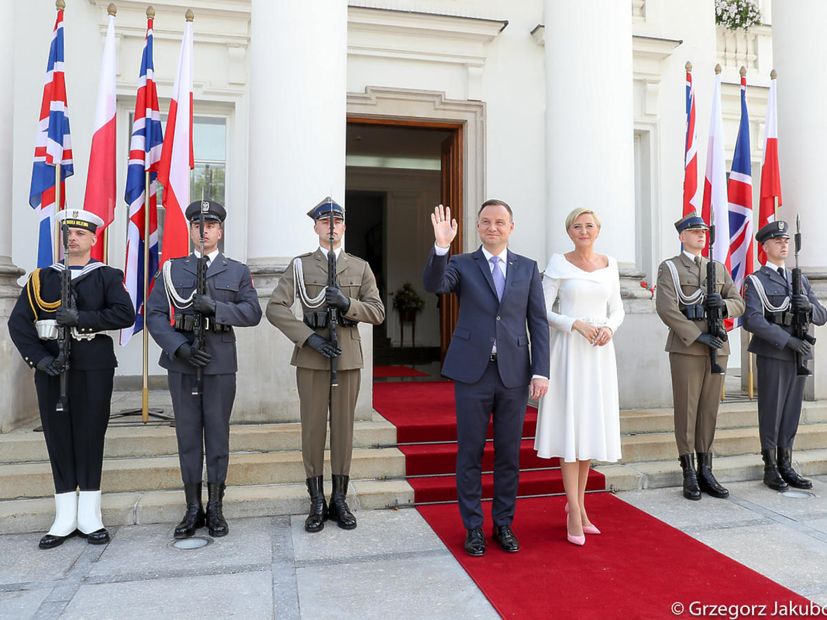 Andrzej Duda i Agata Duda żegnają Kate i Williama
