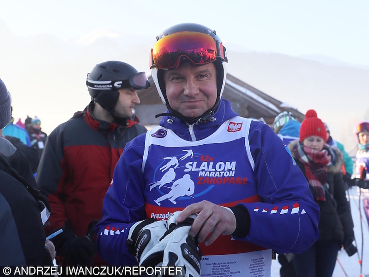 Andrzej Duda na nartach w górach