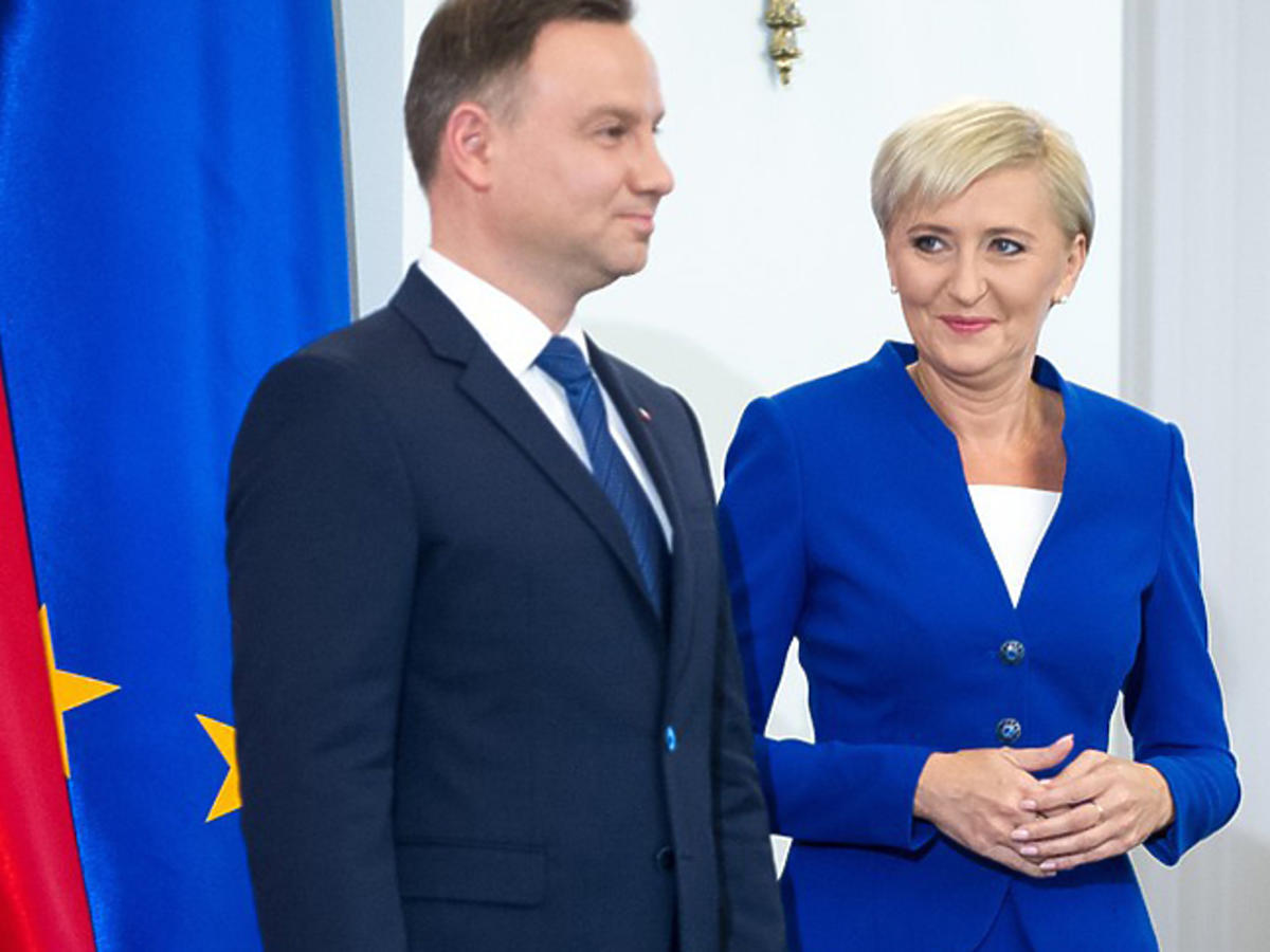 Andrzej Duda tłumaczy, dlaczego Agata Duda milczy