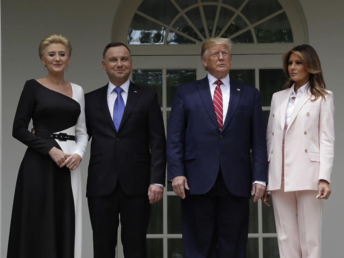 Andrzej Duda z żoną w Białym Domu u boku Trumpów