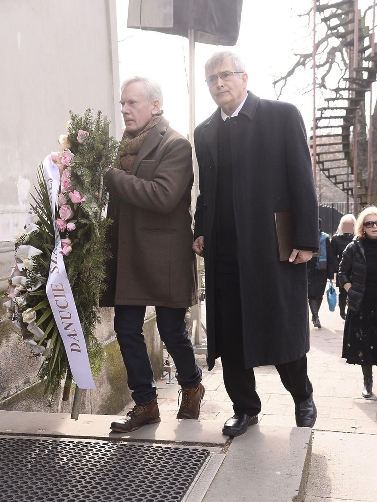 Andrzej Precigs i Olgierd Łukaszewicz na pogrzebie Danuty Szaflarskiej