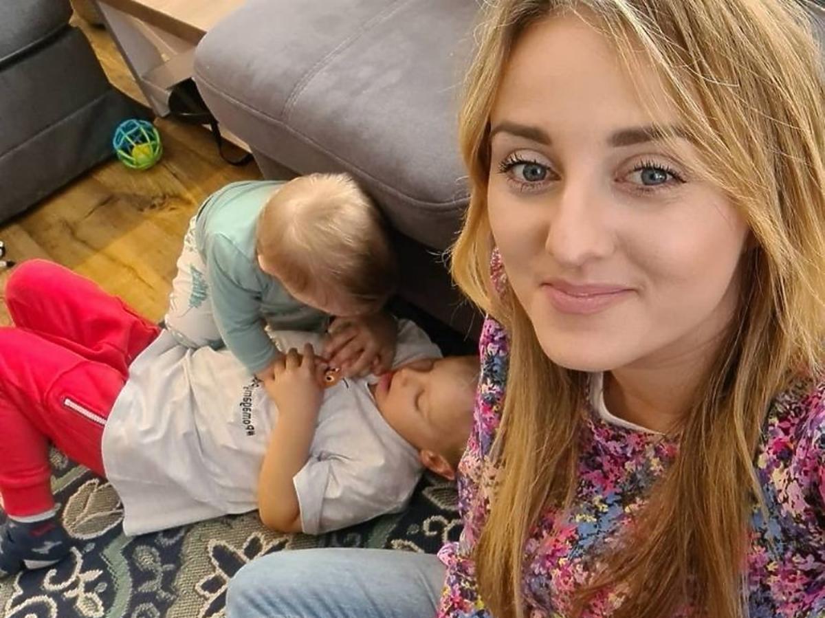 Ania Bardowska z dziećmi