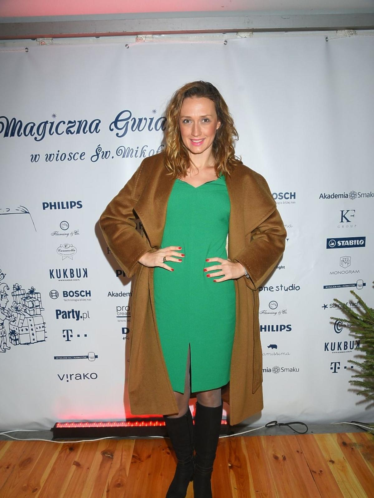 Anna Gzyra podczas akcji Magiczna Gwiazdka