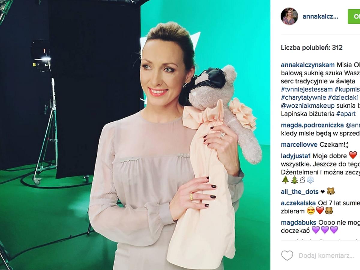 Anna Kalczyńska z misiem