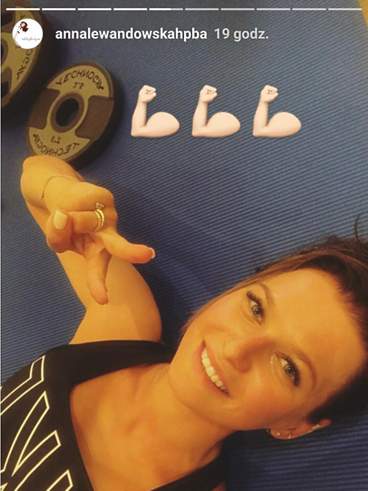 Anna Lewandowska z córką i przyjaciółkami na wakacjach