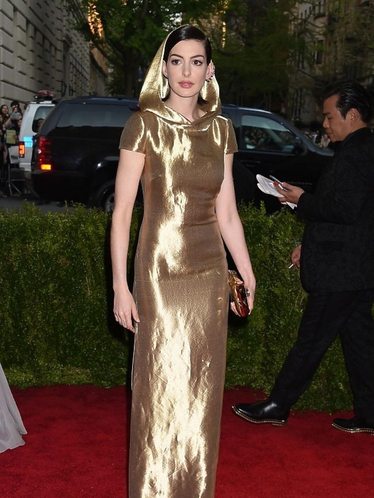 Anne Hathaway na gali MET 2015