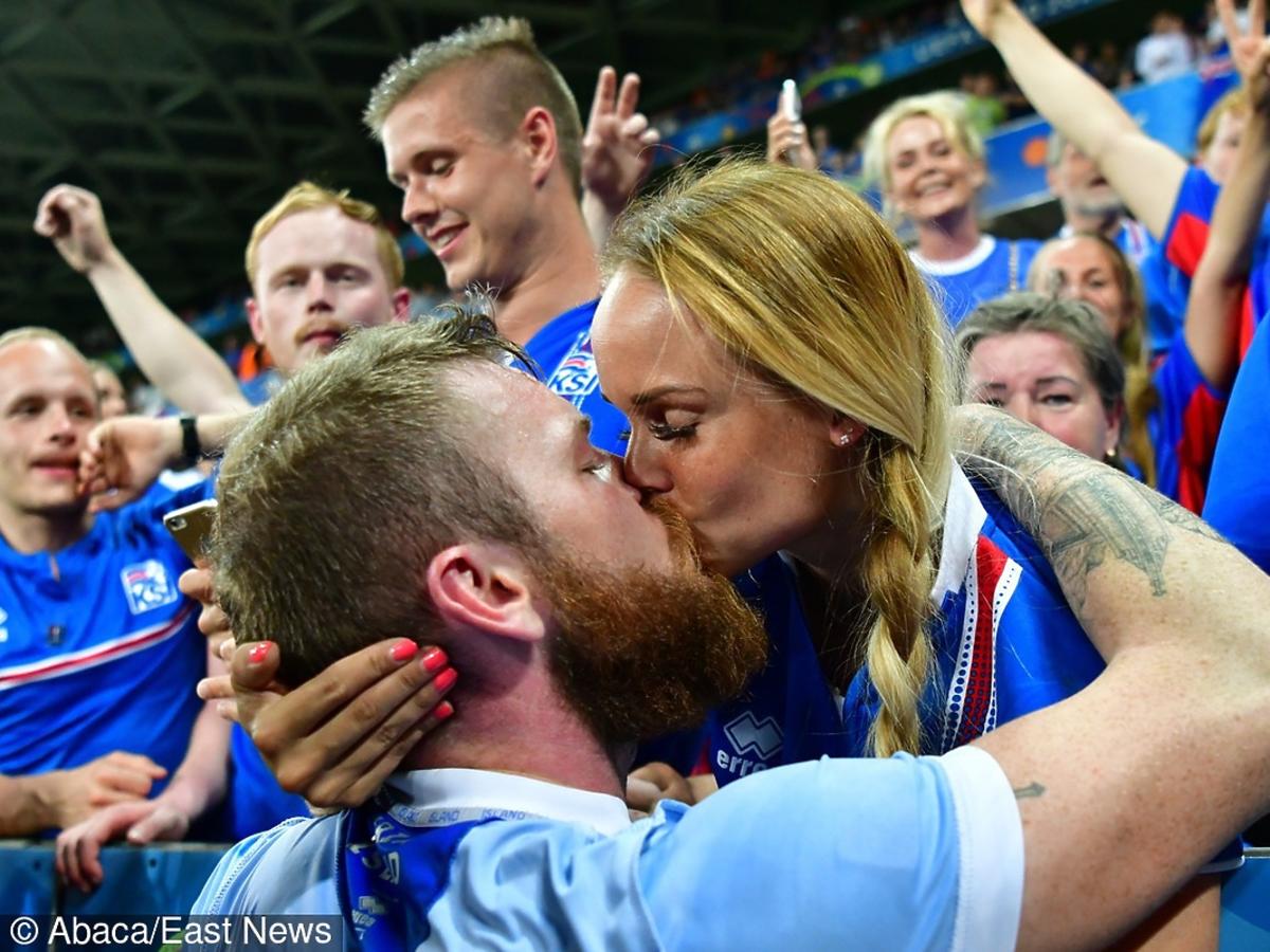 Aron Gunnarsson, Kris Jonasdottir