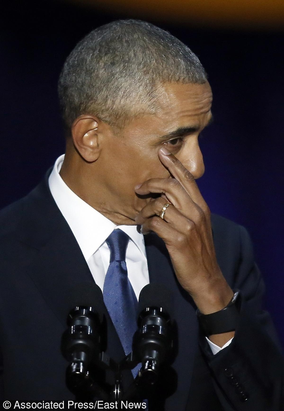 Barack Obama płacze