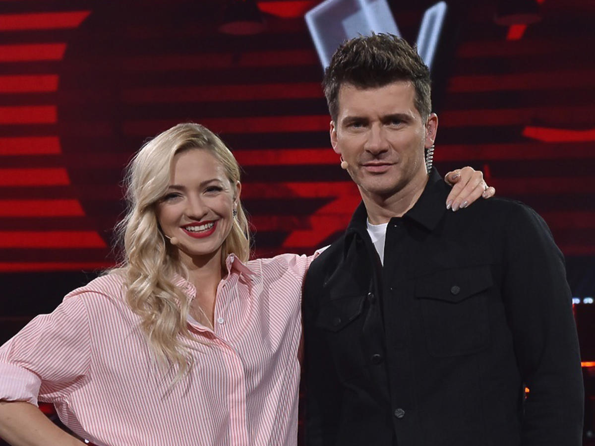 Basia Kurdej-Szatan i Tomasz Kammel na planie The Voice of Poland