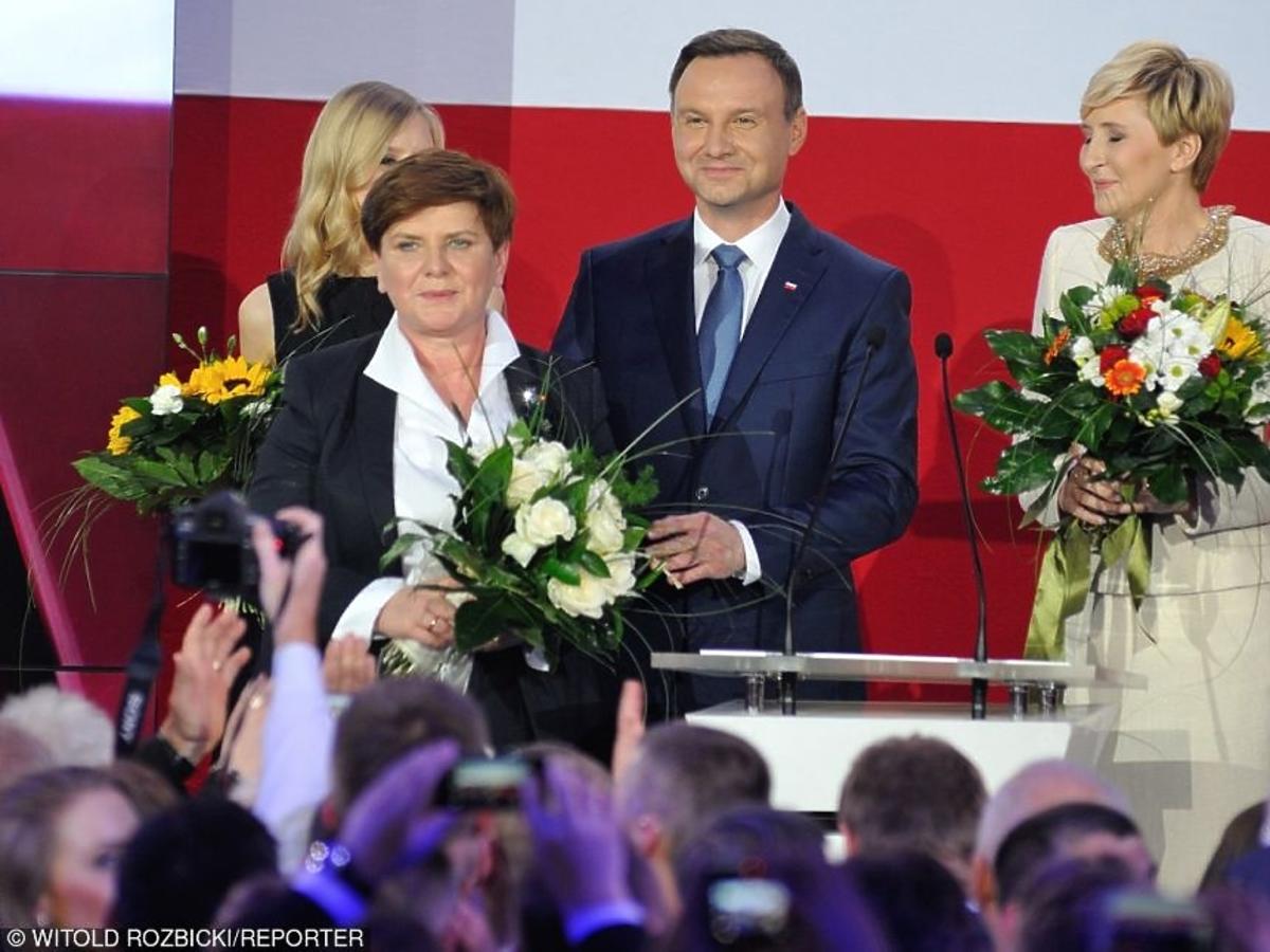 Beata Szydło, Agata Duda, Andrzej Duda podczas wieczoru wyborczego