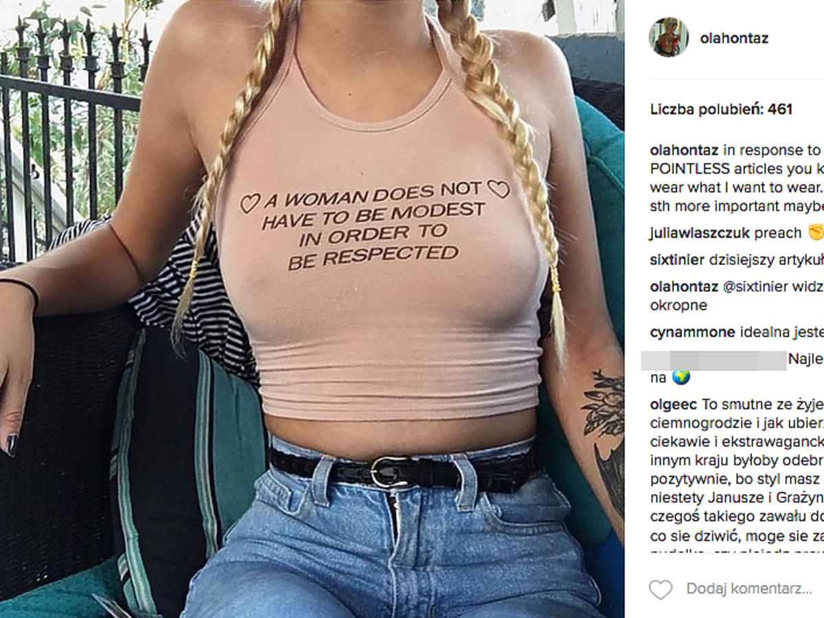 Blondynka w warkoczykach