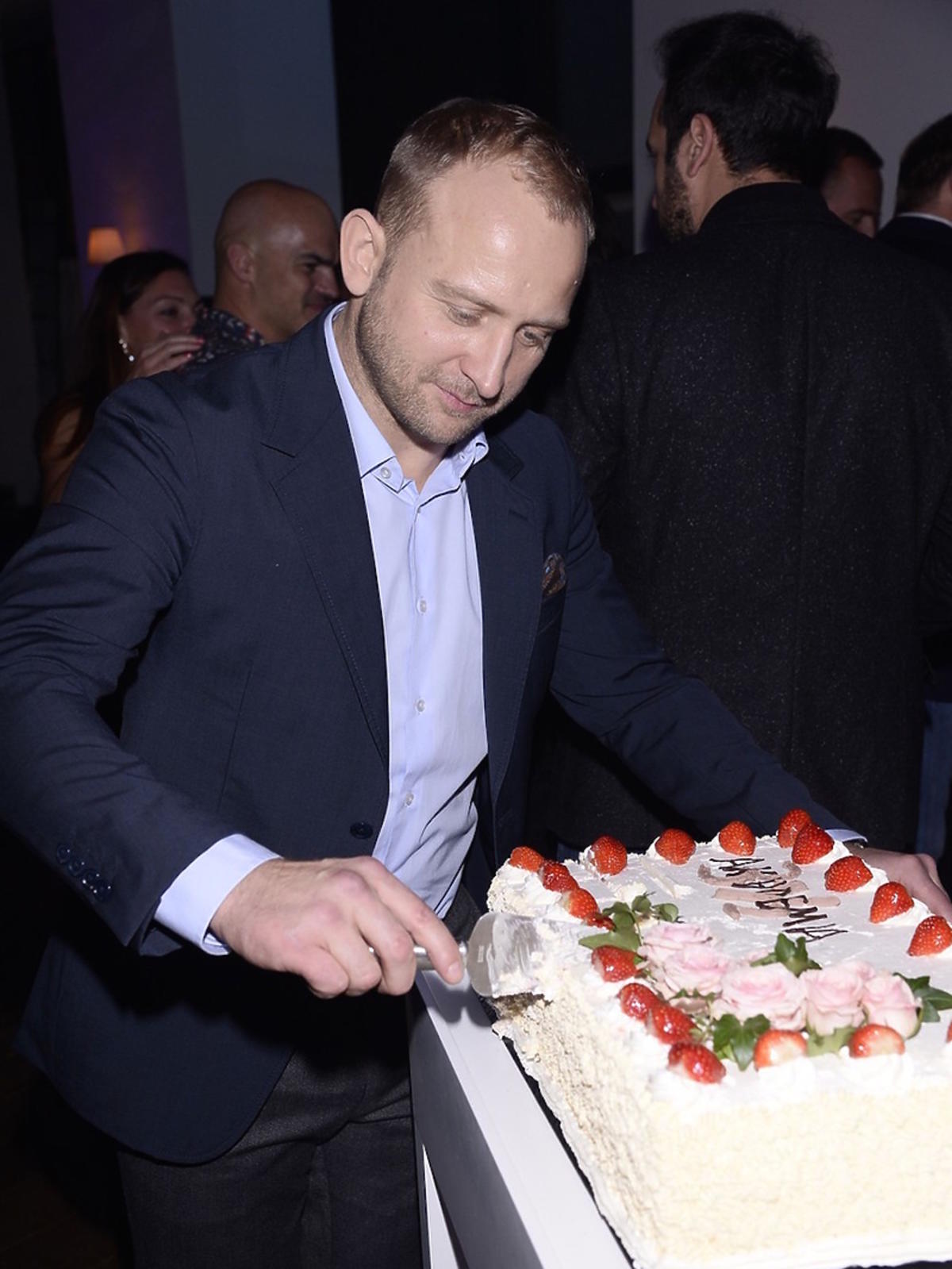 Borys Szyc na urodzinach restauracji Akademia