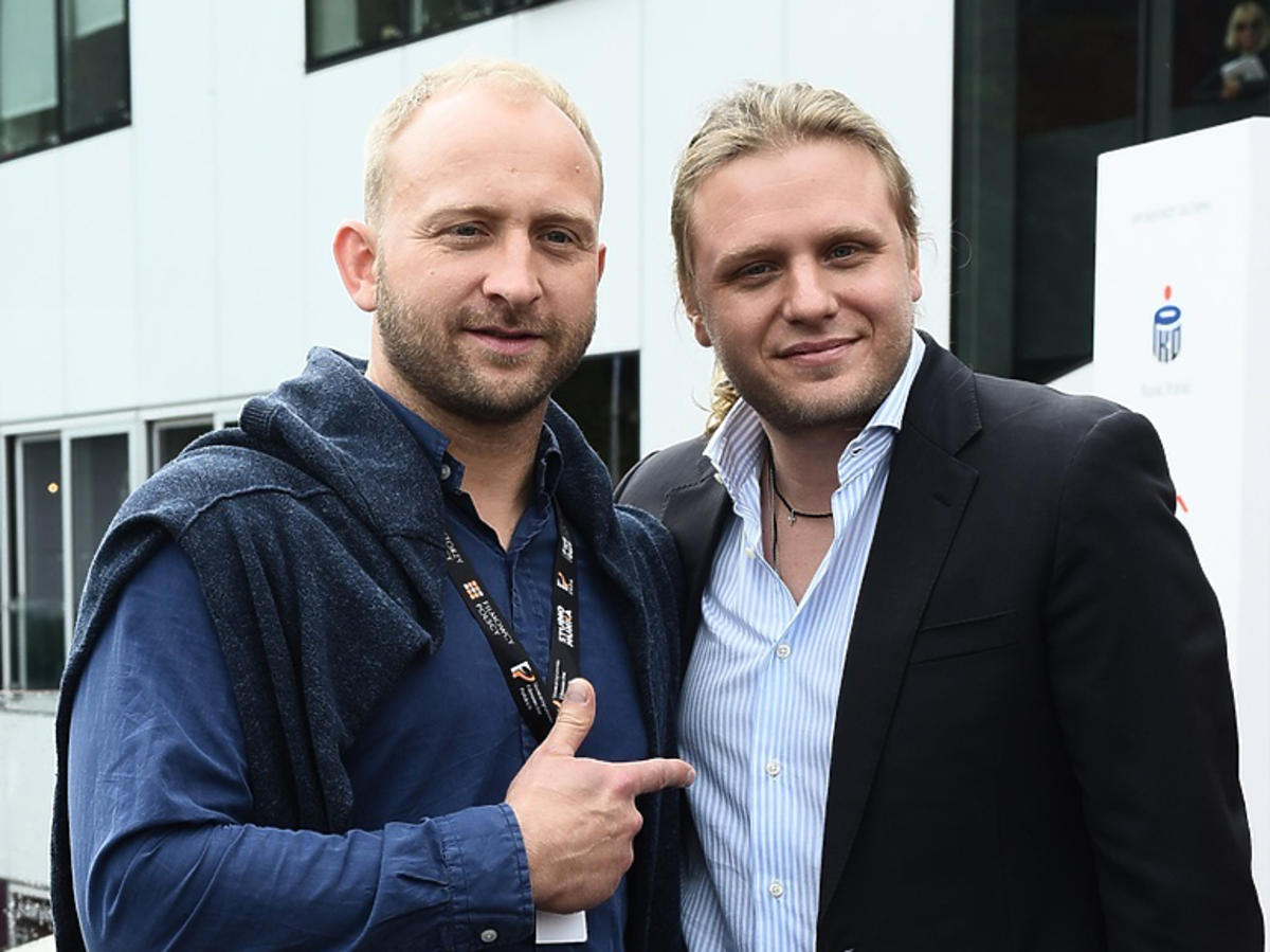 Borys Szyc żegna Piotra Woźniaka Staraka