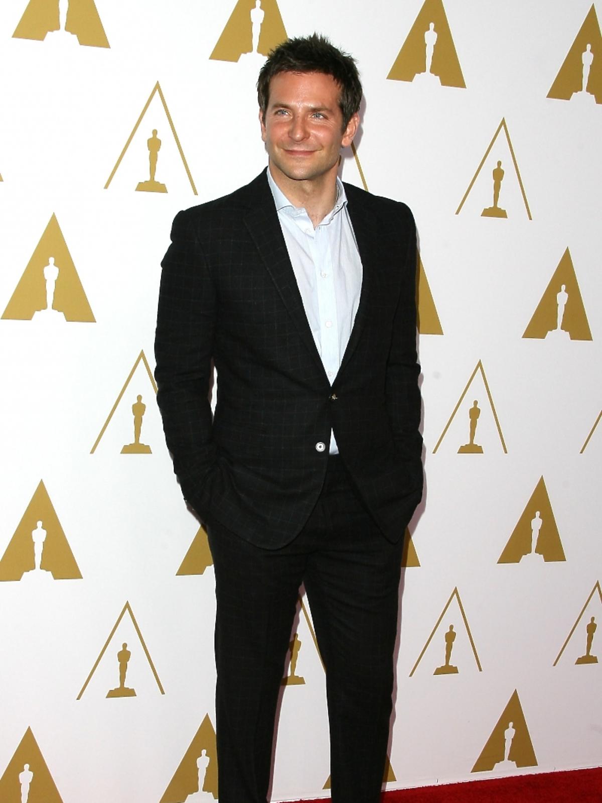 Bradley Cooper podczas konferencji prasowej nominacji do Oscarów 2014
