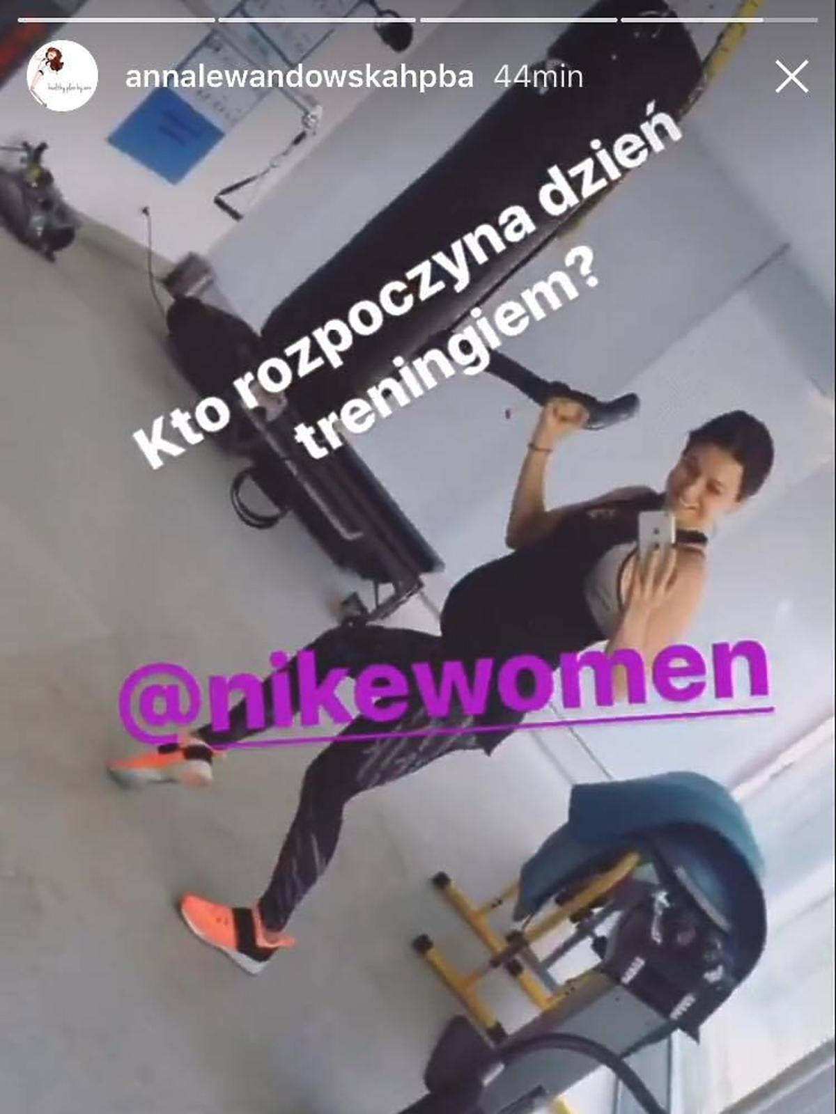 Brzuch ciążowy Anny Lewandowskiej