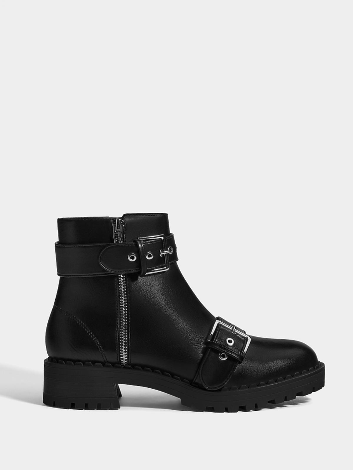 buty rockowe z klamrami Bershka