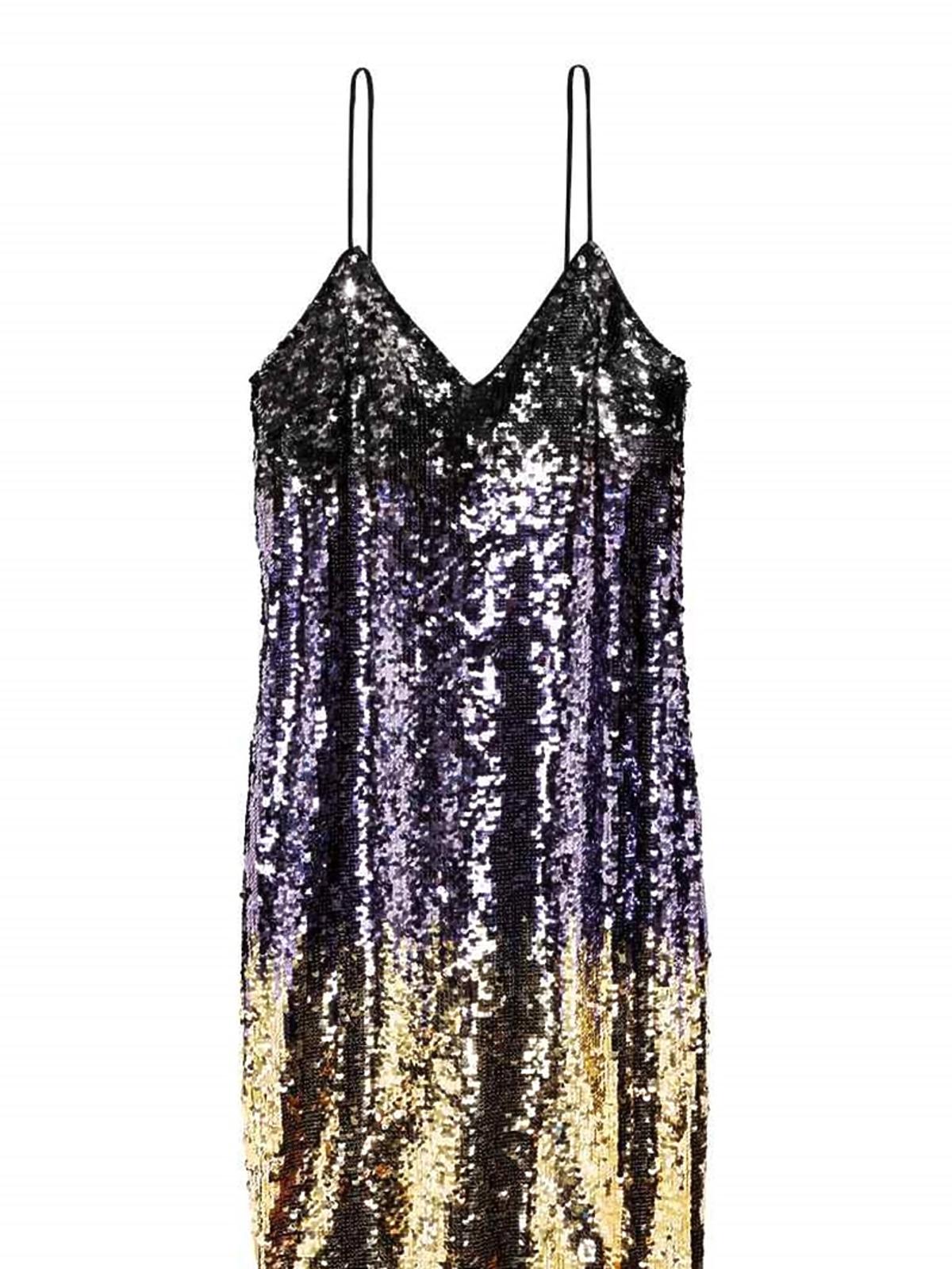 Cekinowa sukienka, H&M, przeceniona z 229,00 zł na 159,90 zł