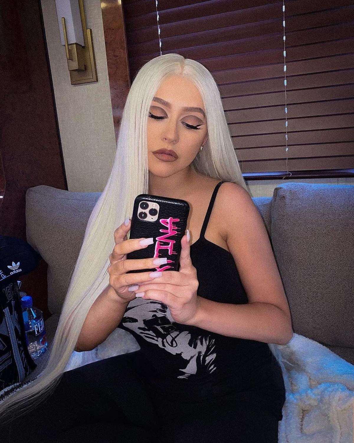 Christina Aguilera'S Instagram: A Visual Treat - 07a7ekk